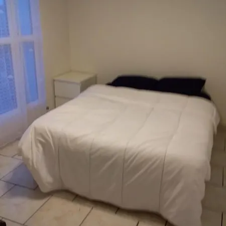 Bed and Breakfast Yale *